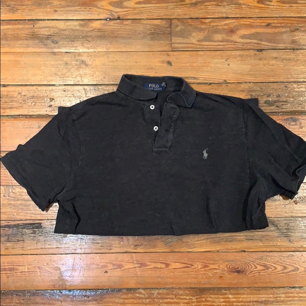 Men’s polo size large